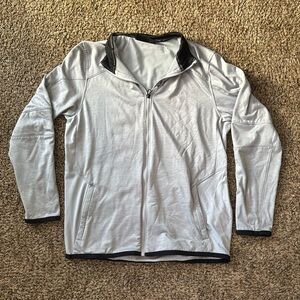 Under Armour Gray Jacket Large​